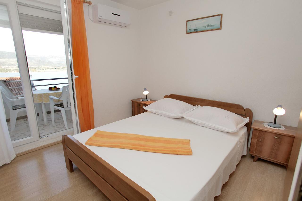 Apartments Iva Trogir Extérieur photo