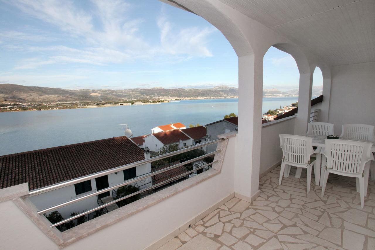 Apartments Iva Trogir Extérieur photo
