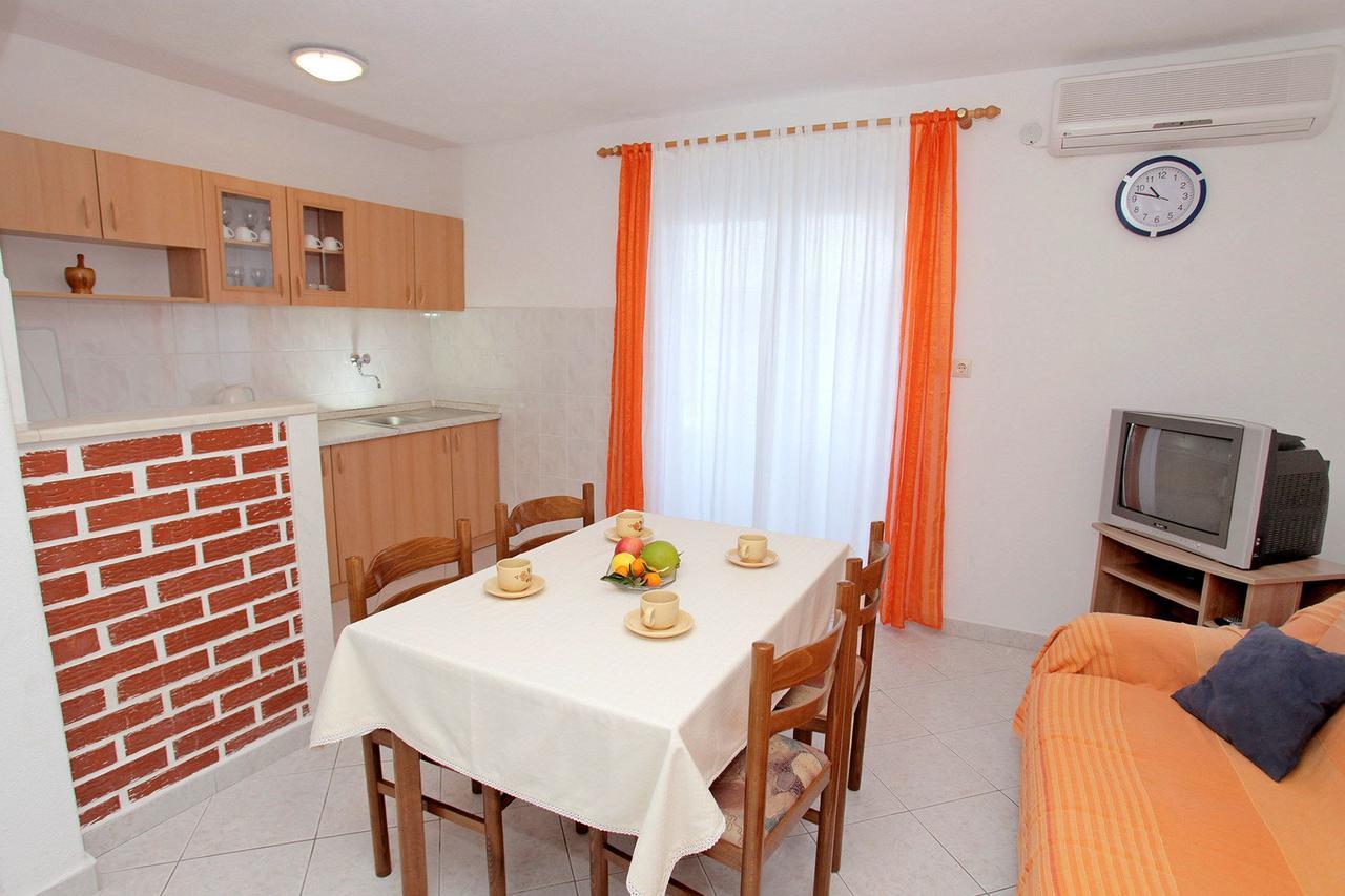 Apartments Iva Trogir Extérieur photo